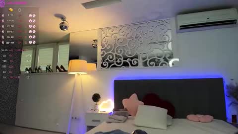 AshleyJonse online show from 09-18-25, 04:58