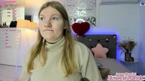 AshleyJonse online show from 11-03-25, 05:52