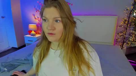 AshleyJonse online show from 04-19-26, 05:18