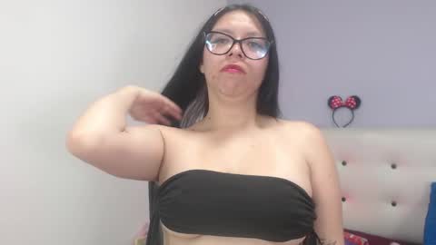 Snapshot of ashleyness chatting on 10-27-25, 07:51 Ashley online show from 10-27-25, 07:51