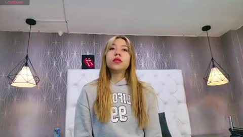 AshleyRoberh online show from 07-21-26, 02:36