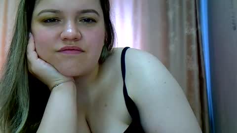 Snapshot of ashleyrosee_ chatting on 06-23-26, 08:56 Anite online show from 06-23-26, 08:56