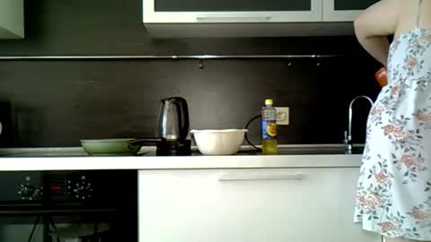 Snapshot of ashleyrosee_ chatting on 07-13-26, 11:24 Anite online show from 07-13-26, 11:24
