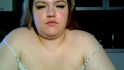Snapshot of ashleyrosee_ chatting on 07-20-26, 01:53 Anite online show from 07-20-26, 01:53