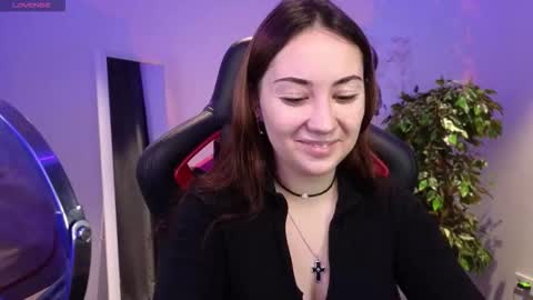 Snapshot of ashleyskott_ chatting on 12-18-25, 08:53 Ashley online show from 12-18-25, 08:53