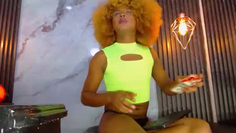 ashleysofiathenison online show from 05-31-26, 04:25