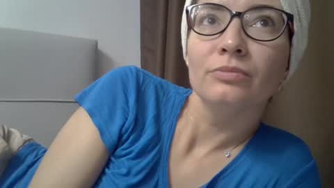 Ashley online show from 10-27-25, 05:55