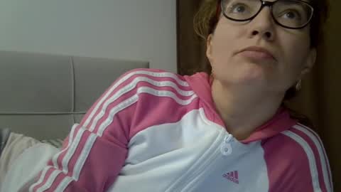 Ashley online show from 11-18-25, 04:28