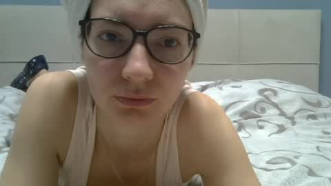 Ashley online show from 04-20-26, 05:54