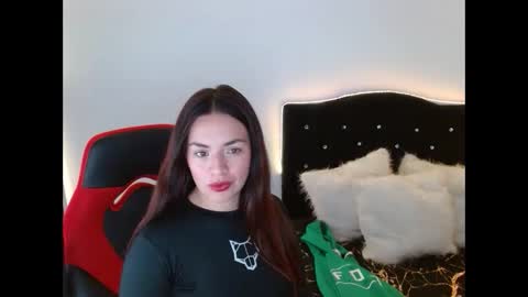 ASHLEY online show from 01-24-25, 01:57