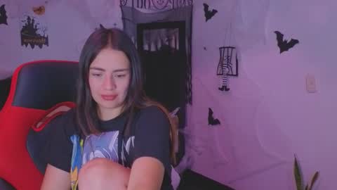 ASHLEY online show from 10-21-25, 04:30