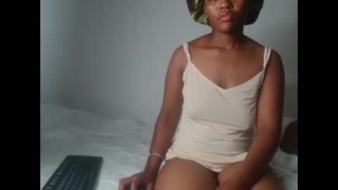 ashleyt255 online show from 09-11-25, 10:21