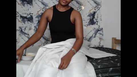 ashleyt255 online show from 05-20-26, 06:47