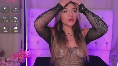 Ashley Lauren online show from 02-21-25, 04:18