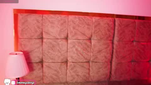 Ashley Lauren online show from 02-25-26, 04:00