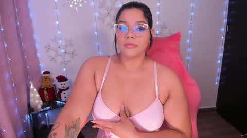Snapshot of ashleyy18__ chatting on 12-01-24, 11:36 Ashleyy18 online show from 12-01-24, 11:36