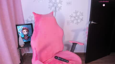 Snapshot of ashleyy18__ chatting on 01-07-25, 12:13 Ashleyy18 online show from 01-07-25, 12:13