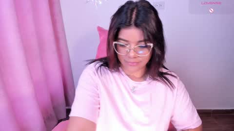 Snapshot of ashleyy18__ chatting on 01-24-25, 12:31 Ashleyy18 online show from 01-24-25, 12:31