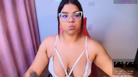 Snapshot of ashleyy18__ chatting on 02-16-25, 09:48 Ashleyy18 online show from 02-16-25, 09:48