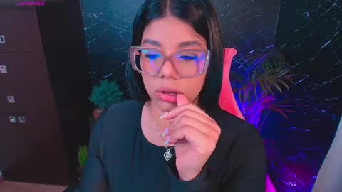 Snapshot of ashleyy18__ chatting on 09-26-25, 11:09 Ashleyy18 online show from 09-26-25, 11:09