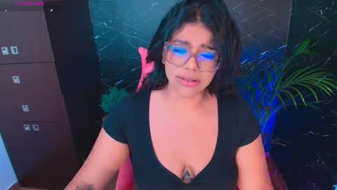 Snapshot of ashleyy18__ chatting on 10-09-25, 01:58 Ashleyy18 online show from 10-09-25, 01:58
