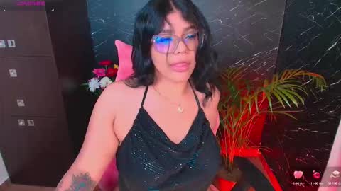 Snapshot of ashleyy18__ chatting on 10-18-25, 02:03 Ashleyy18 online show from 10-18-25, 02:03