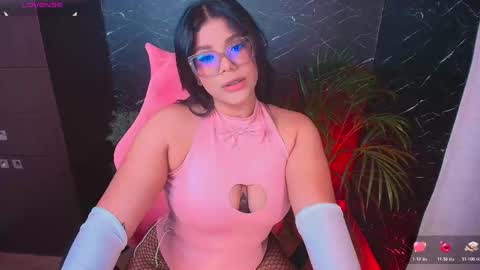 Ashleyy18   online show from 11-01-25, 12:01