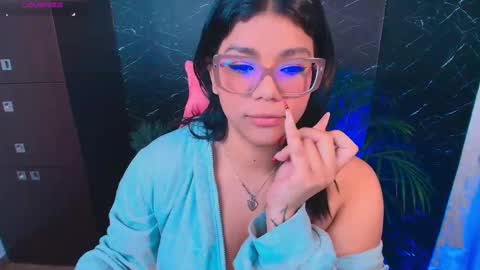 Ashleyy18   online show from 11-03-25, 10:32