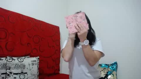 Snapshot of ashly_93 chatting on 12-30-24, 03:36 engel online show from 12-30-24, 03:36