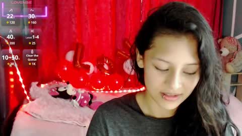 Snapshot of ashly_little2 chatting on 02-18-25, 07:19 Ashly online show from 02-18-25, 07:19
