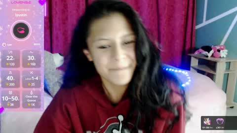 Snapshot of ashly_little2 chatting on 03-07-25, 01:20 Ashly online show from 03-07-25, 01:20