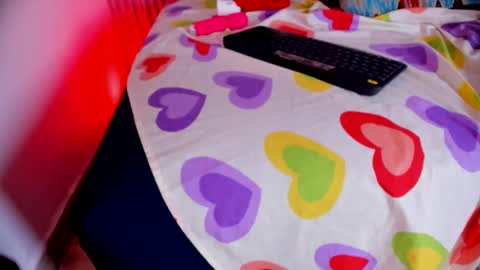 Snapshot of ashlybenison chatting on 12-17-24, 08:23 ashlybenison online show from 12-17-24, 08:23