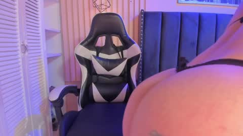 ashlye_miller_ online show from 04-09-26, 04:45