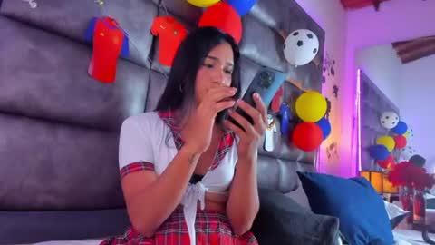 Snapshot of ashlymillerr_ chatting on 06-19-26, 08:12 ashlymillerr_ online show from 06-19-26, 08:12