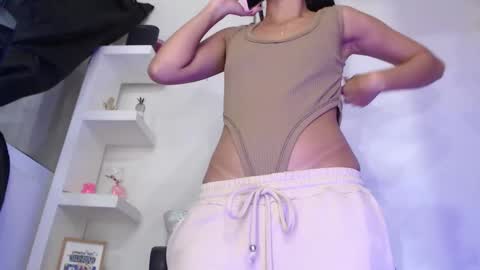  Ashly online show from 09-15-25, 09:37