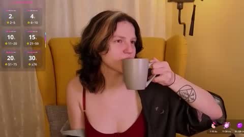 Snapshot of ashlyvincente chatting on 02-22-26, 06:50 Kristine online show from 02-22-26, 06:50