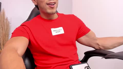 my name real is camilo online show from 02-07-25, 08:53