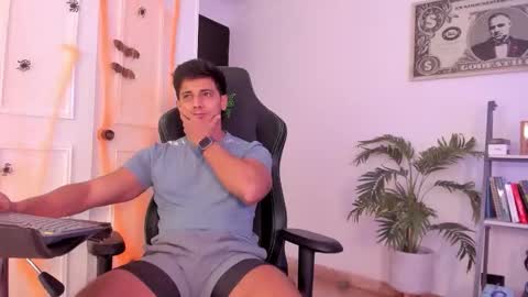 my name real is camilo online show from 10-28-25, 05:22