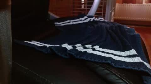 Snapshot of ashwin1964 chatting on 12-18-25, 01:06 Ashwin online show from 12-18-25, 01:06