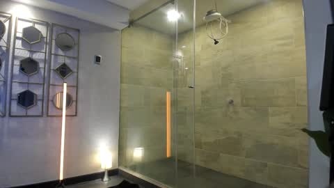 Snapshot of asia_25_ chatting on 01-18-26, 05:28 PAO online show from 01-18-26, 05:28