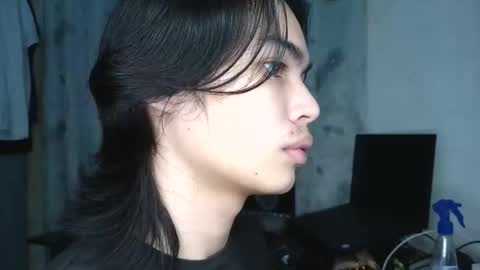 asian_babyboi online show from 10-17-25, 11:02