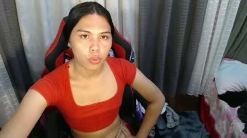 Snapshot of asian_boy_ralph143 chatting on 12-02-24, 04:42 ELLE dont forget to follow and thumbs up online show from 12-02-24, 04:42