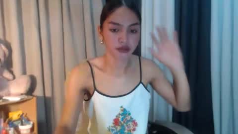 asian_cassy online show from 05-25-26, 12:27