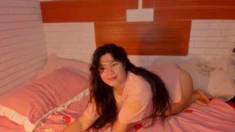 Snapshot of asian_diana69 chatting on 09-13-25, 02:11 diane online show from 09-13-25, 02:11