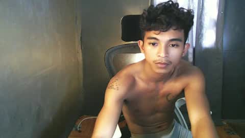 Snapshot of asian_hunk_moreno chatting on 07-03-26, 06:20 Yuri online show from 07-03-26, 06:20