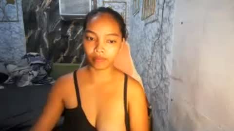 Snapshot of asian_janeth chatting on 06-25-26, 12:21 im janeth single mom online show from 06-25-26, 12:21