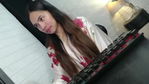 Snapshot of asian_kati chatting on 11-22-25, 02:21 theakati online show from 11-22-25, 02:21