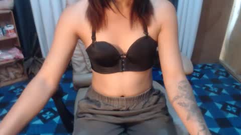 asian_marriane online show from 04-17-26, 08:39