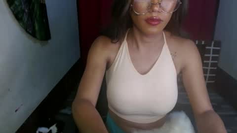 Snapshot of asian_petit19 chatting on 01-18-25, 08:40 Lovely online show from 01-18-25, 08:40
