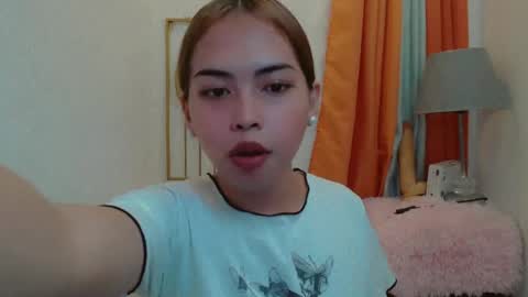 Snapshot of asian_pinay_oldlover chatting on 07-03-26, 10:32 Angel online show from 07-03-26, 10:32
